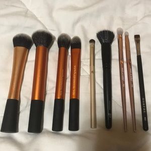 Bundle of 9 Makeup Brushes (face & eye)